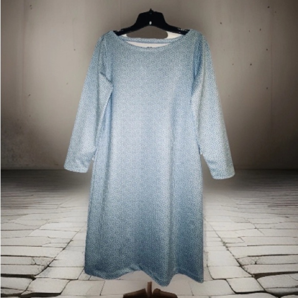 Vineyard Vines Dress Sz M Sky Blue/White Shift Long Sleeve Geo Confetti Loose